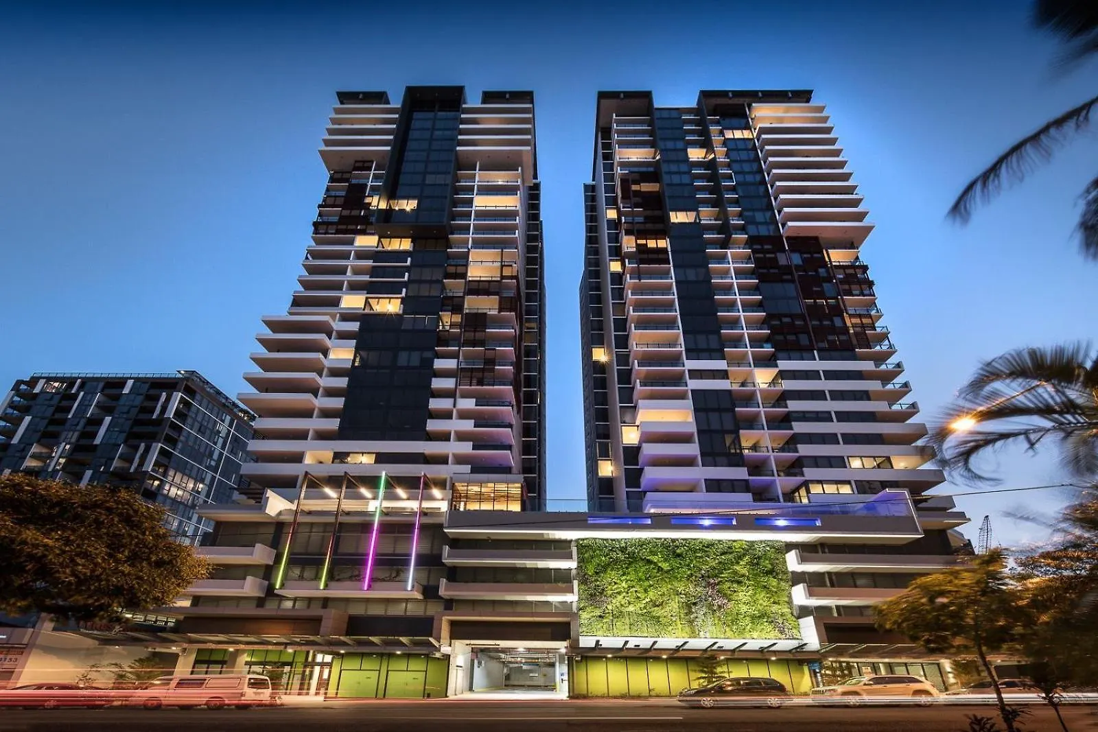 Million Dollar Views With King Bed, Pool, Gym, Wifi Apartment Brisbane Australia