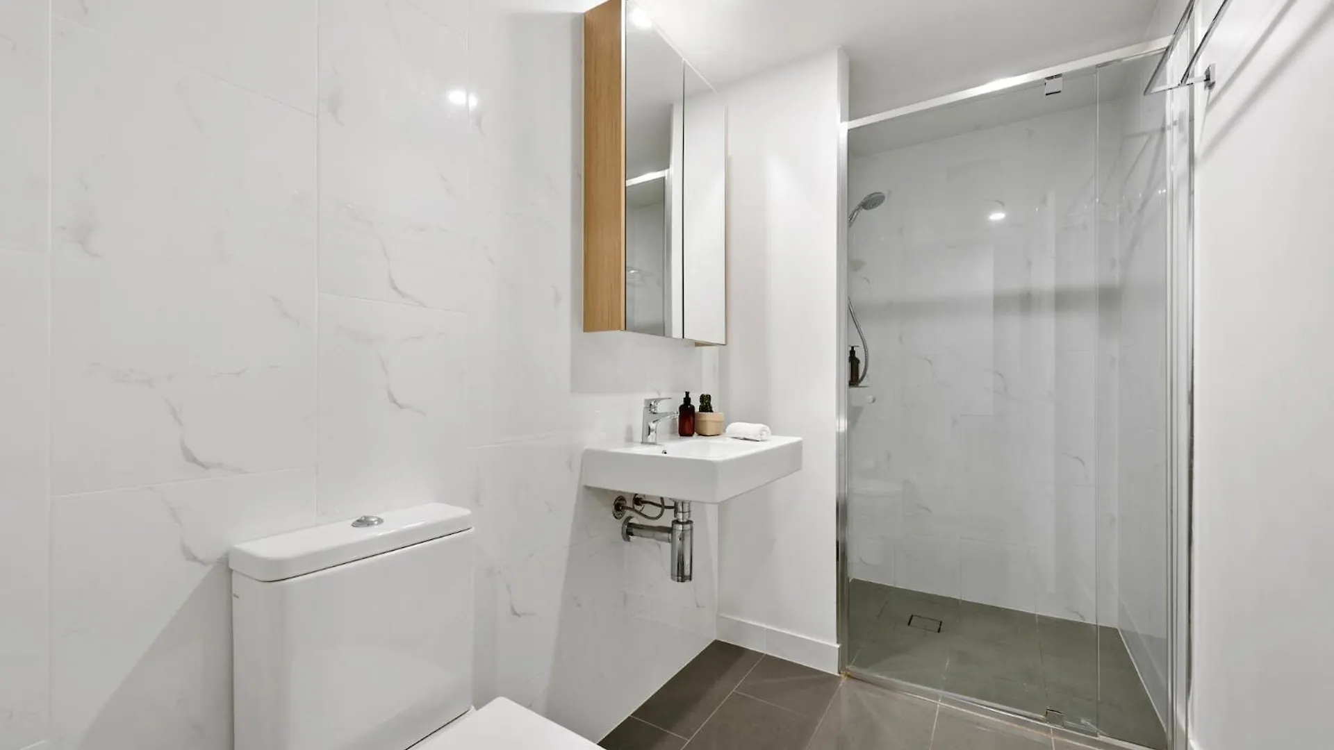 Million Dollar Views With King Bed, Pool, Gym, Wifi Apartment Brisbane